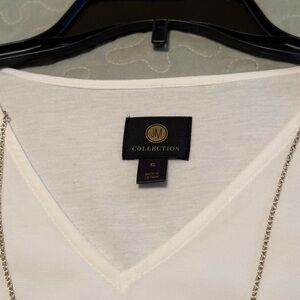 JM Collection Women's Cream V-Neck Blouse